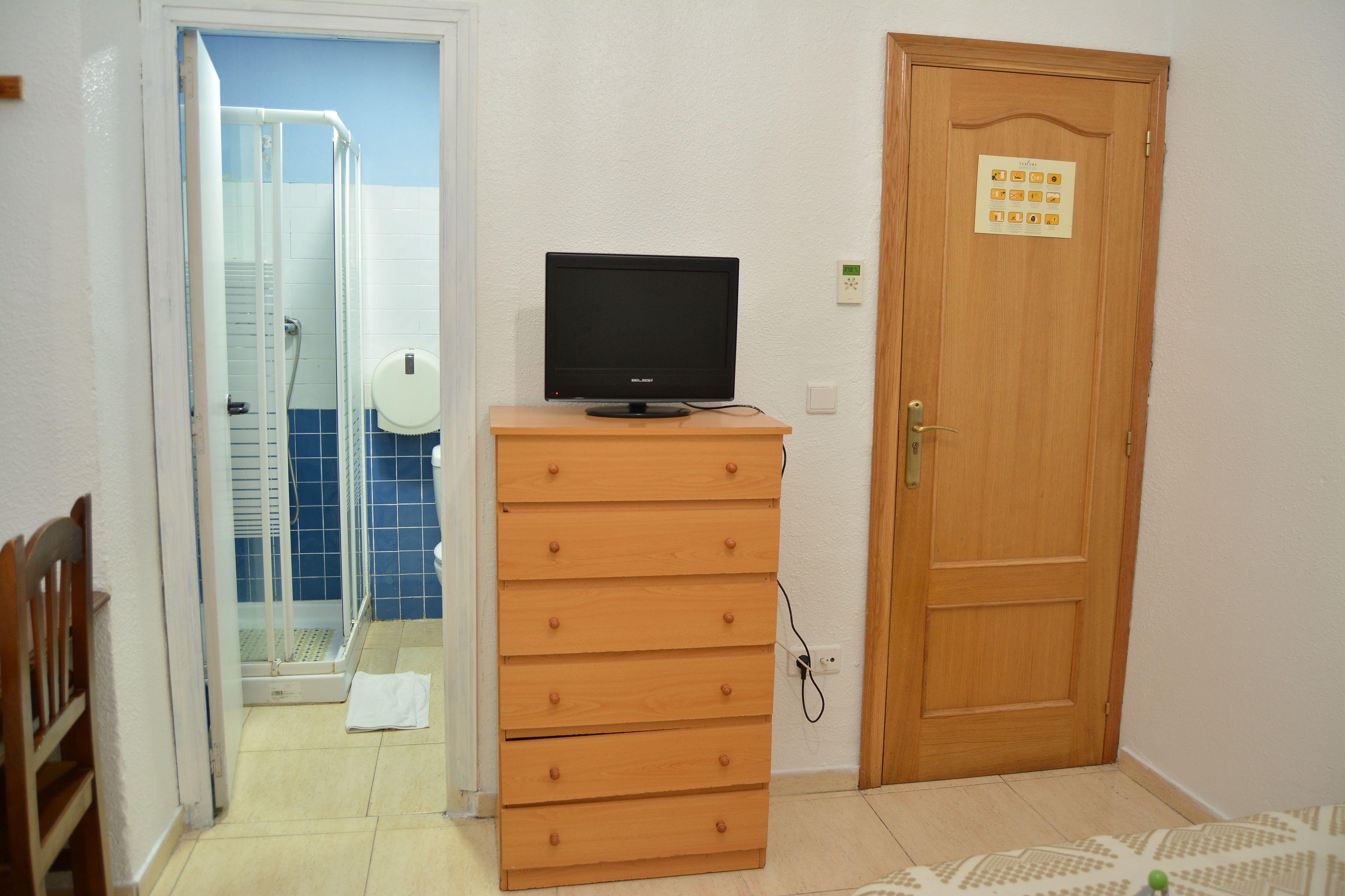 Pension Ayuntamiento - Alicante — Fotos 3